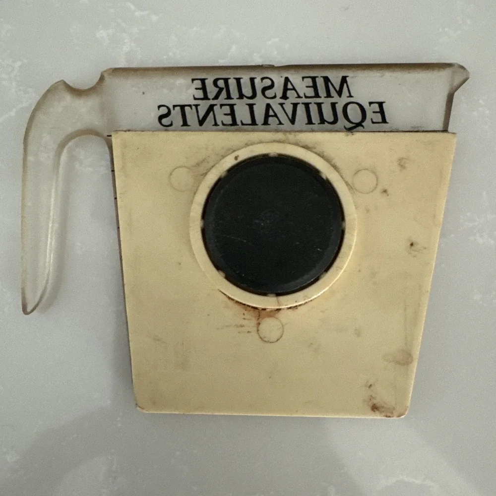 VTG Conimar  Corporation  Conversion Chart Refrigerator Magnet Measuring Cup
